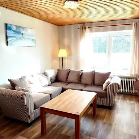 Gaestehaus-zur-alten-post-landhaus-eg * Dornum
